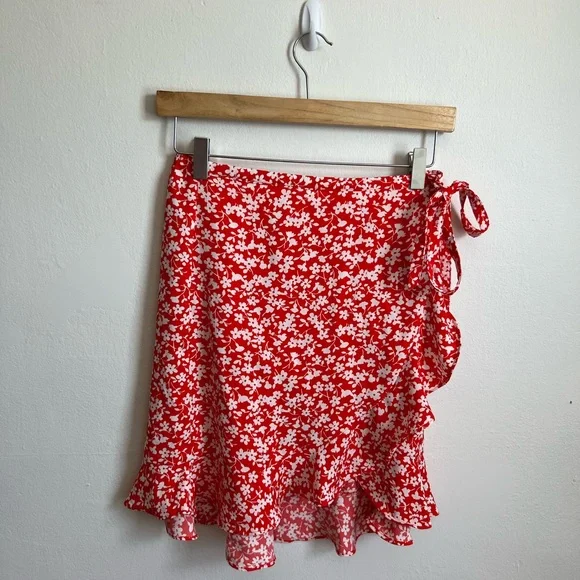 J. Crew Floral Skirt - Picture 1 of 4